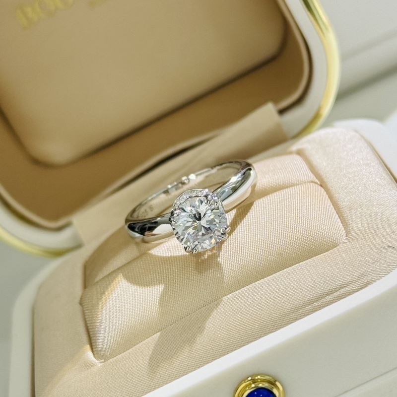 HARRY WINSTON